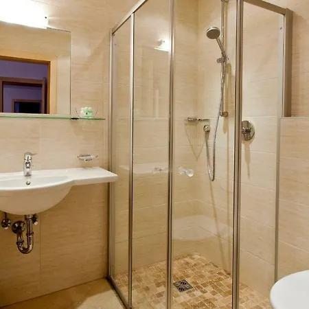 Fuchs_ferienwohnung شقة *